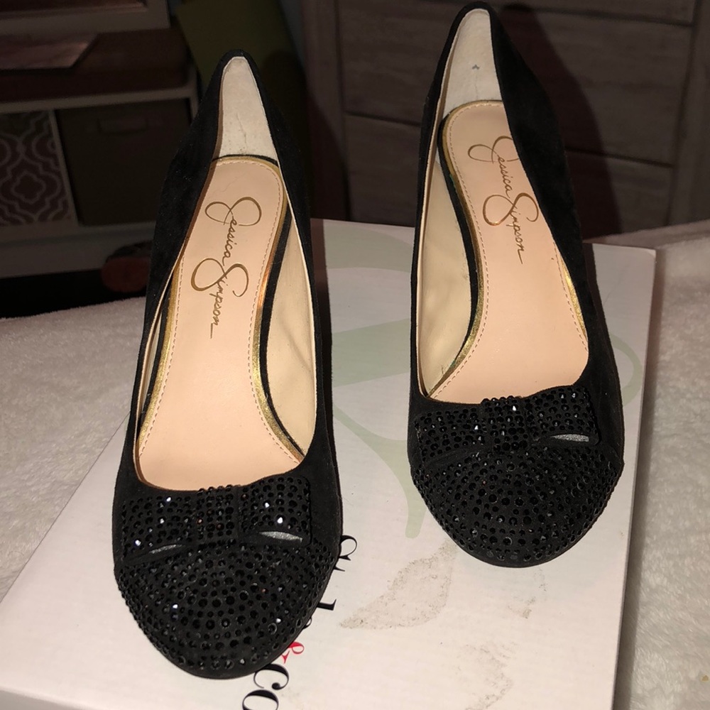 Black heels